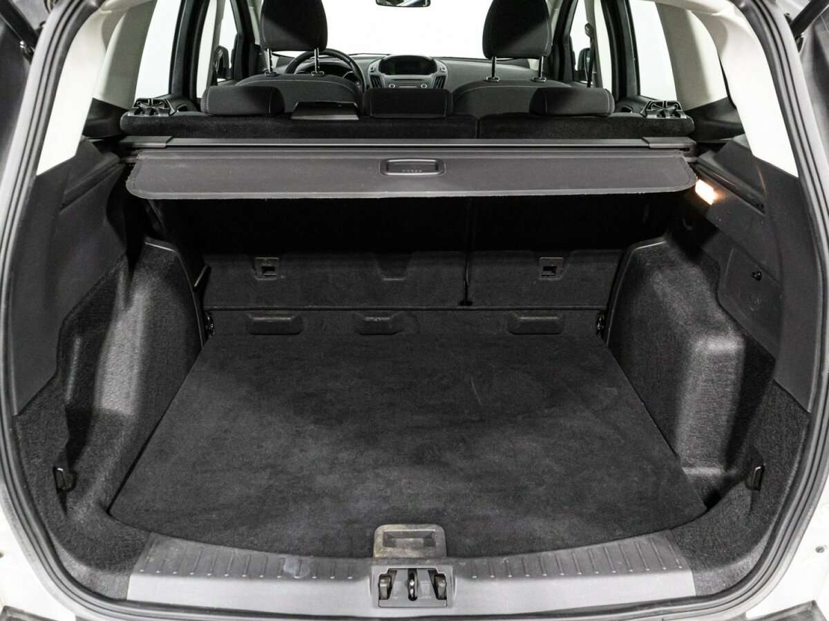 Ford Kuga, 2019 Фото №17