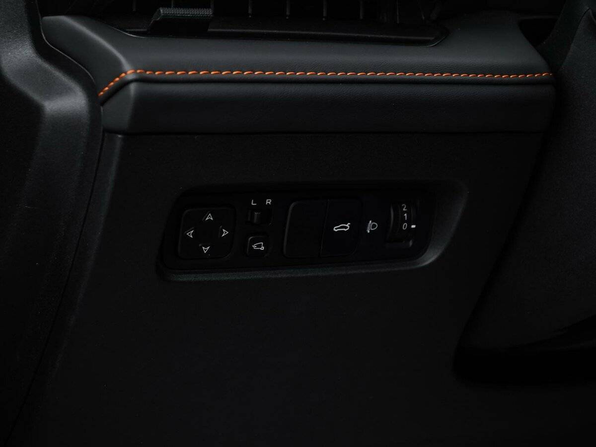 Changan UNI-V, 2023 Фото №16