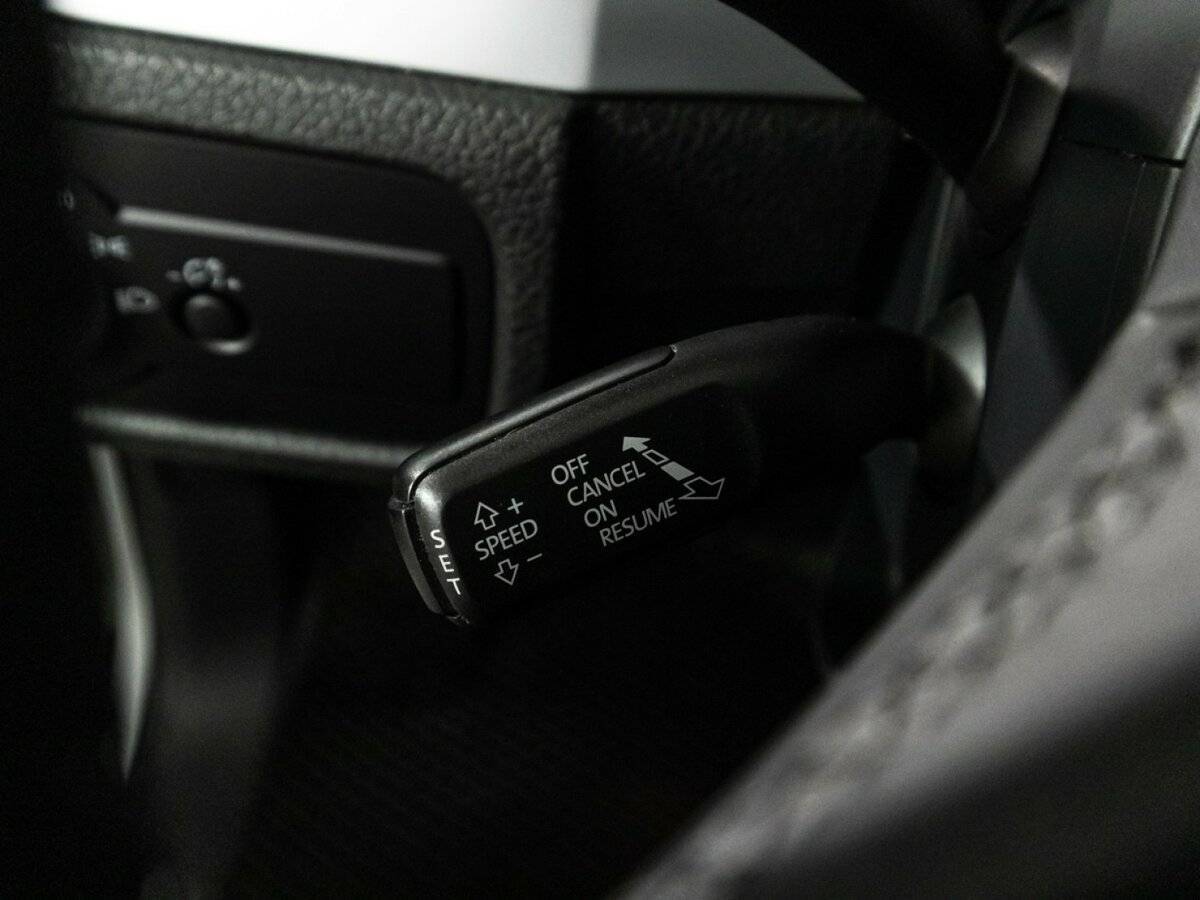 Volkswagen Touareg, 2015 Фото №24