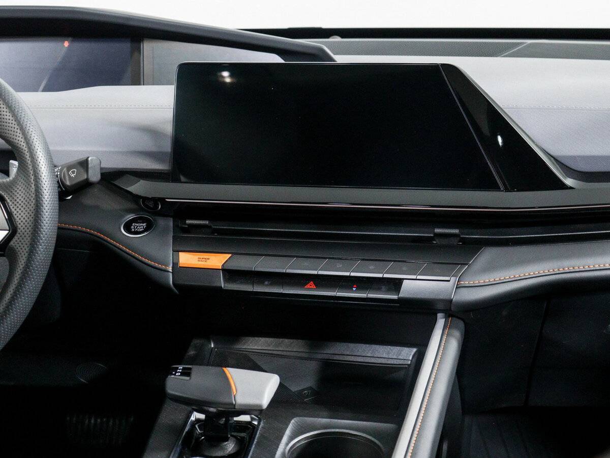 Changan UNI-V, 2023 Фото №13