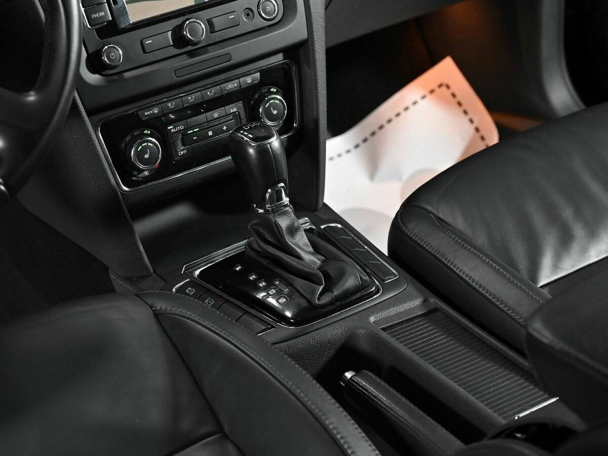 Skoda Superb DSG, 2013 Фото №11