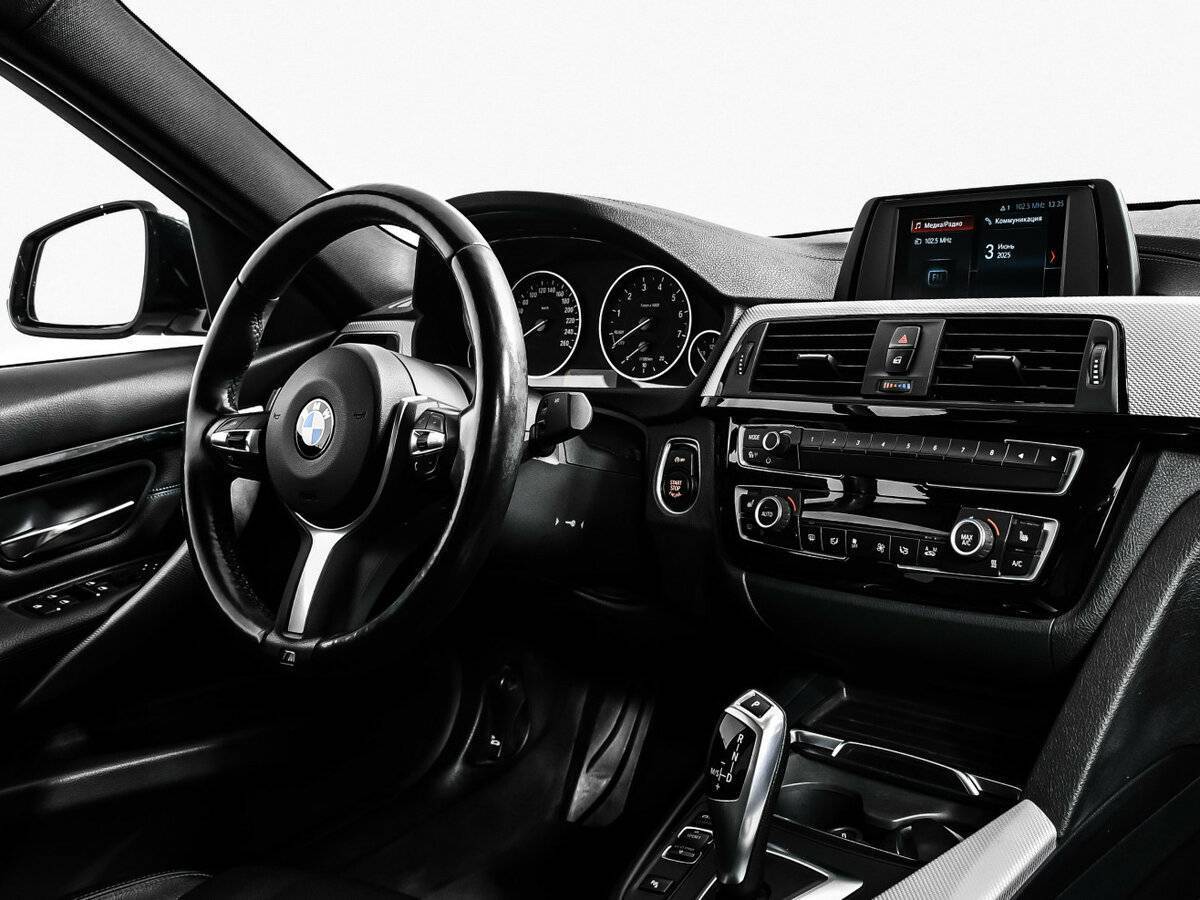 BMW 3 серии 320i xDrive, 2018 Фото №9