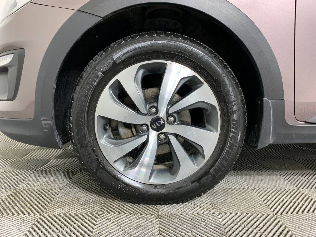 Kia Rio X-Line, 2019 Фото №9