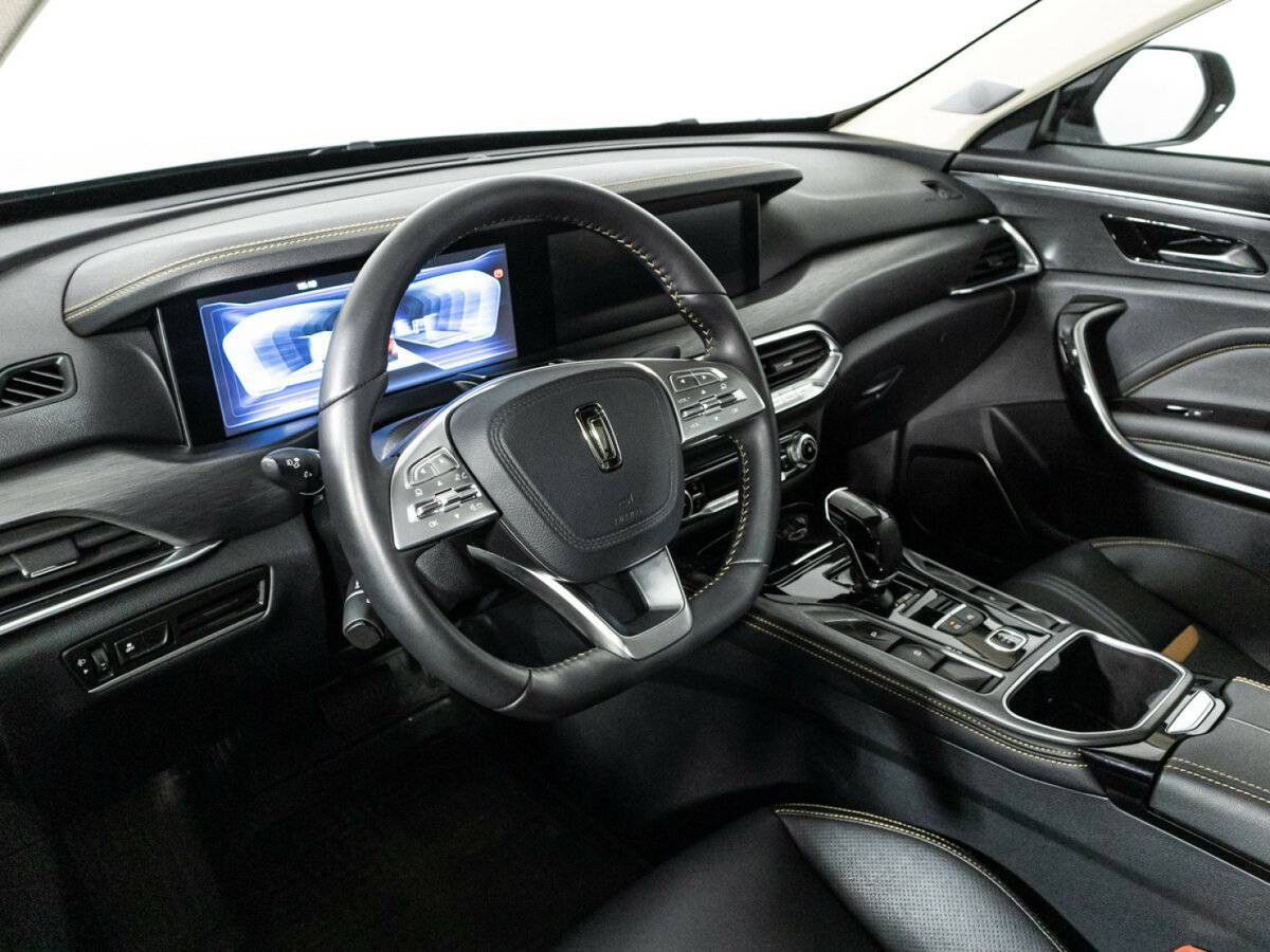 FAW Bestune T77, 2022 Фото №11