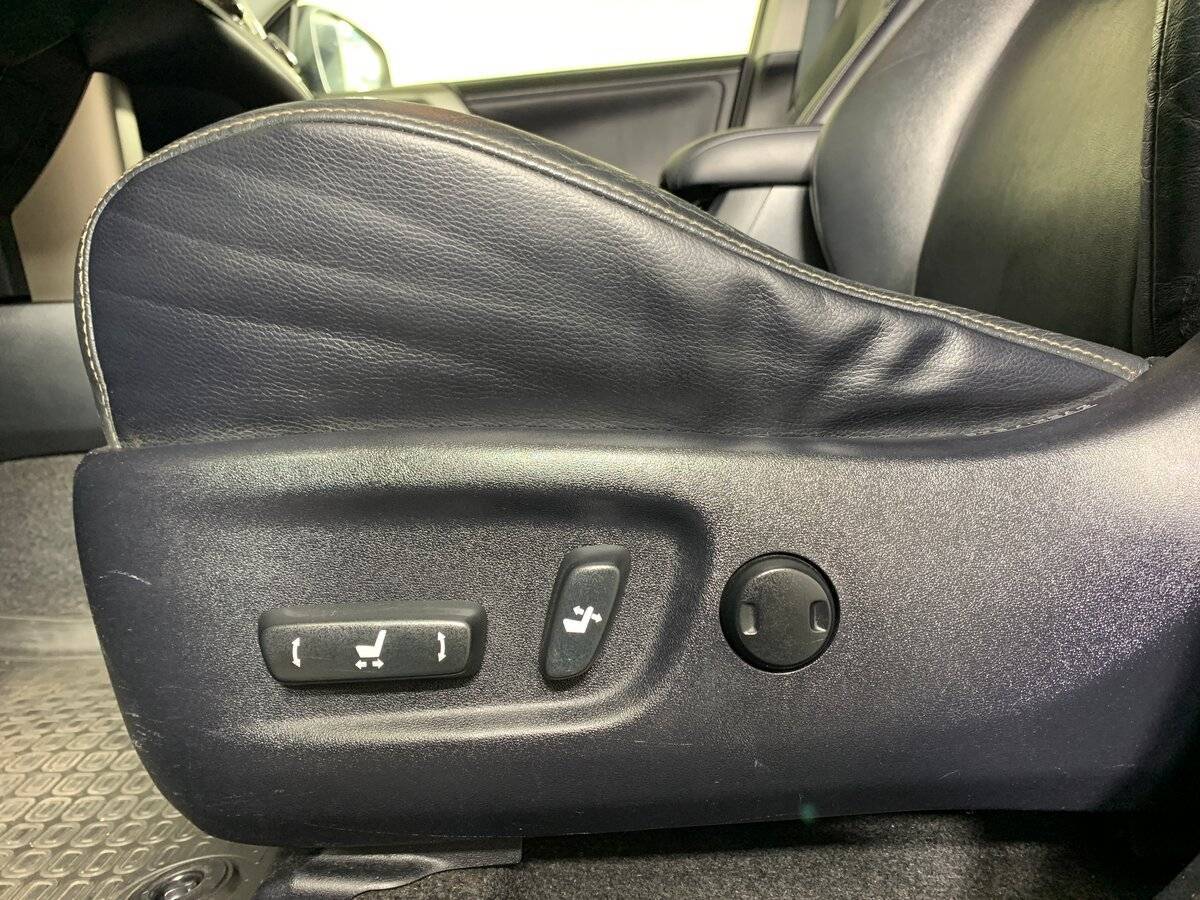 Toyota RAV4, 2013 Фото №16