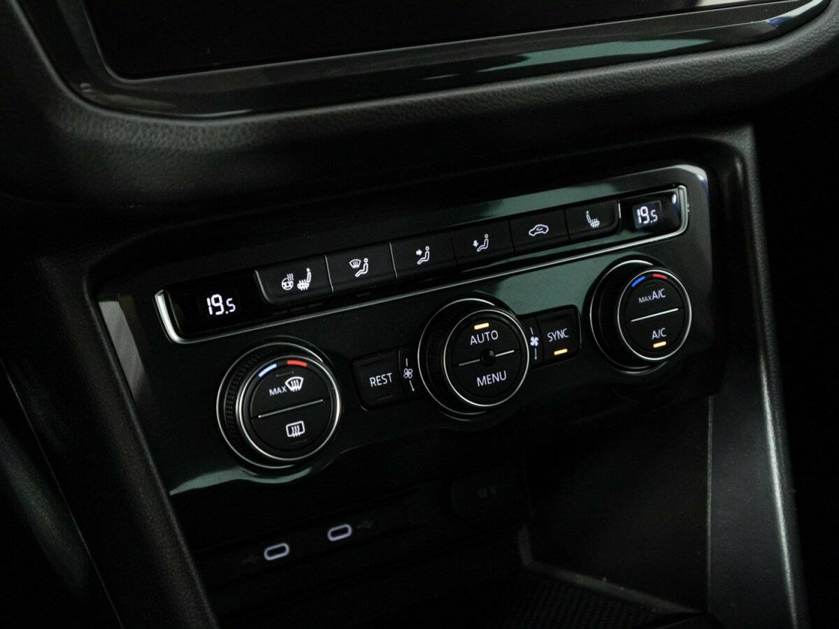 Volkswagen Tiguan, 2018 Фото №23