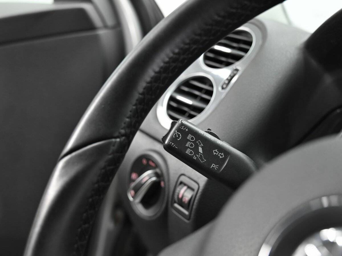 Volkswagen Tiguan, 2012 Фото №9