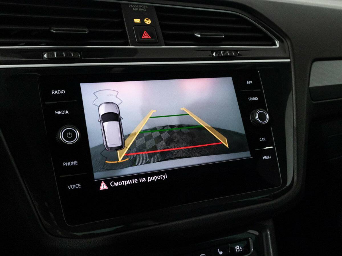 Volkswagen Tiguan, 2019 Фото №17