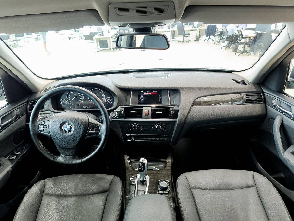 BMW X3 20i xDrive, 2014 Фото №14