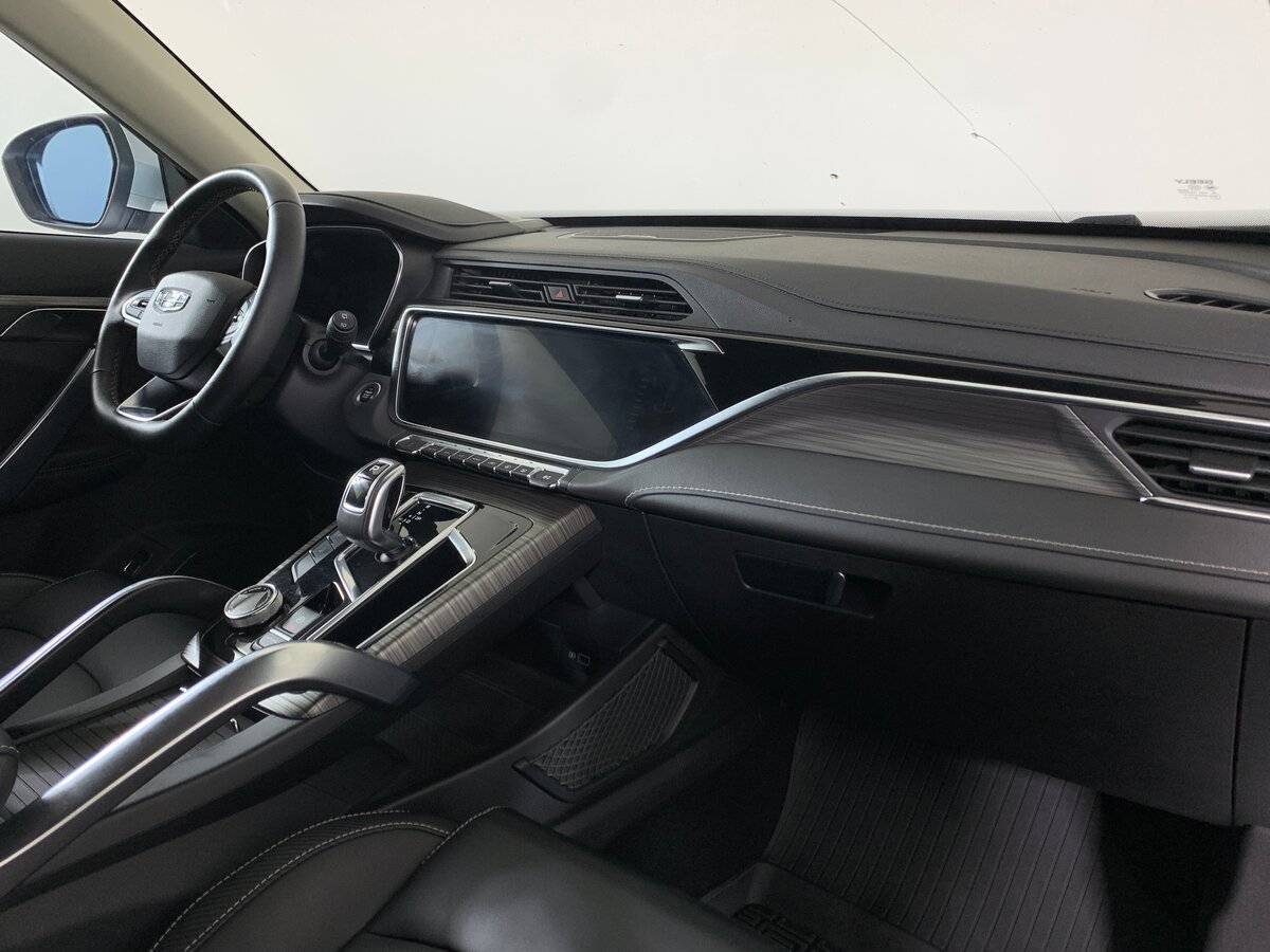 Geely Atlas Pro, 2022 Фото №13