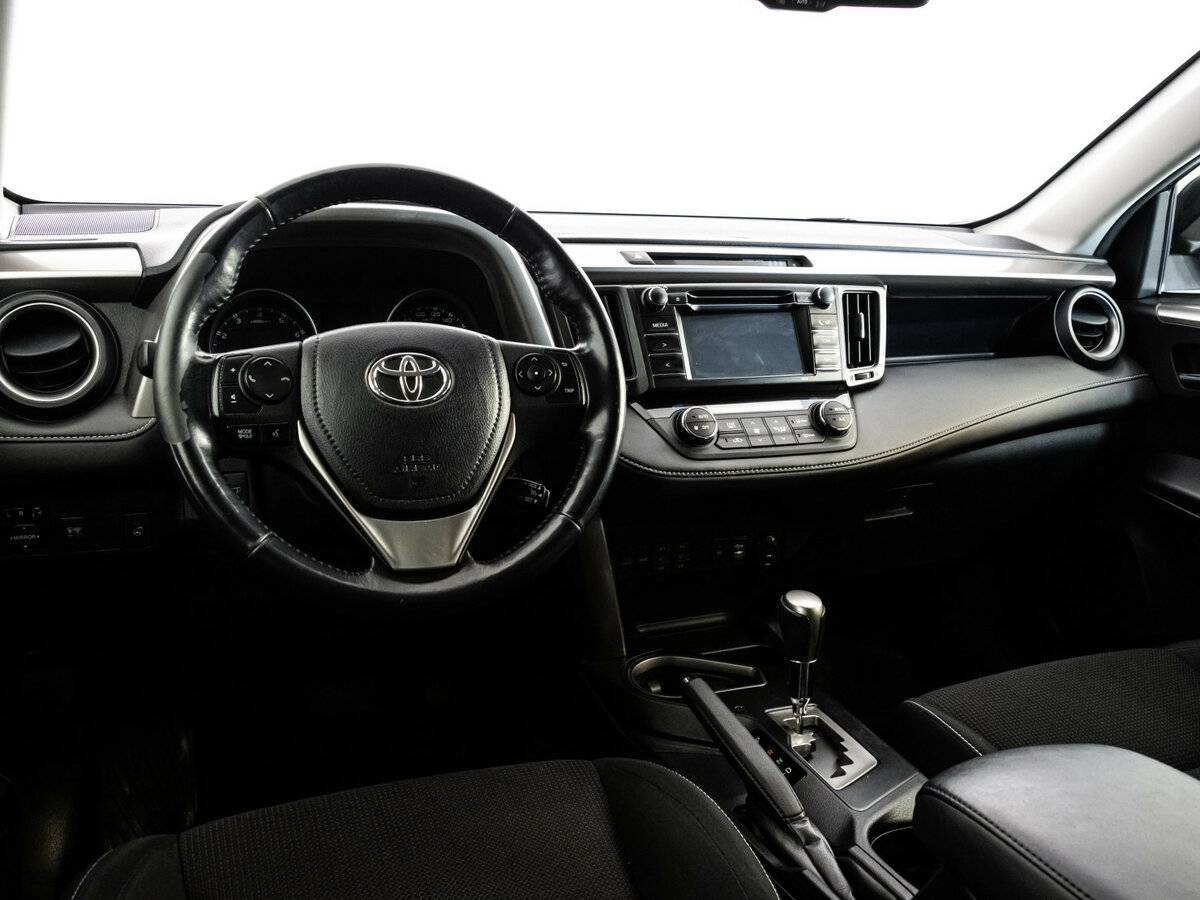 Toyota RAV4, 2016 Фото №11