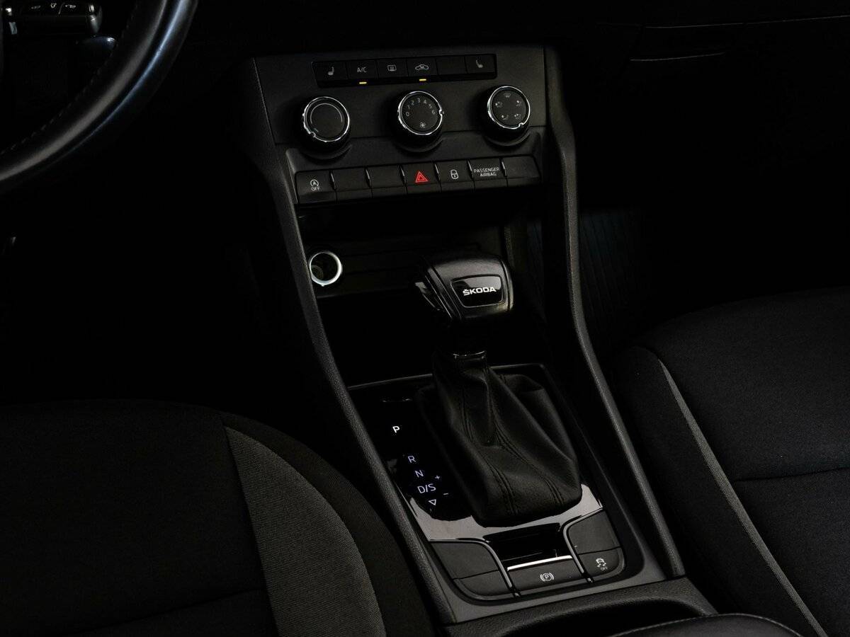 Skoda Karoq, 2021 Фото №15