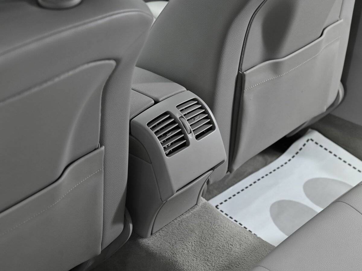 Mercedes-Benz C-Класс 180 BlueEFFICIENCY, 2012 Фото №14