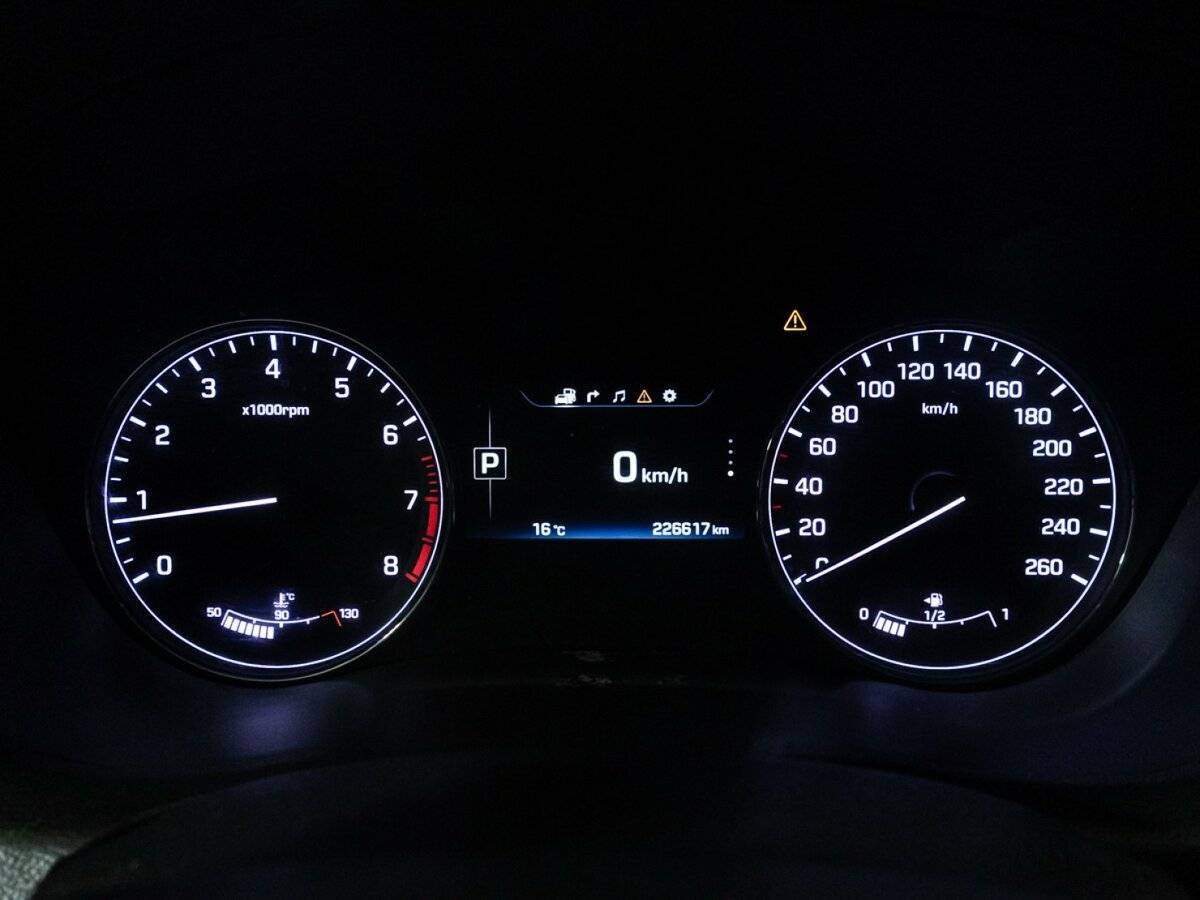 Hyundai Genesis, 2015 Фото №12