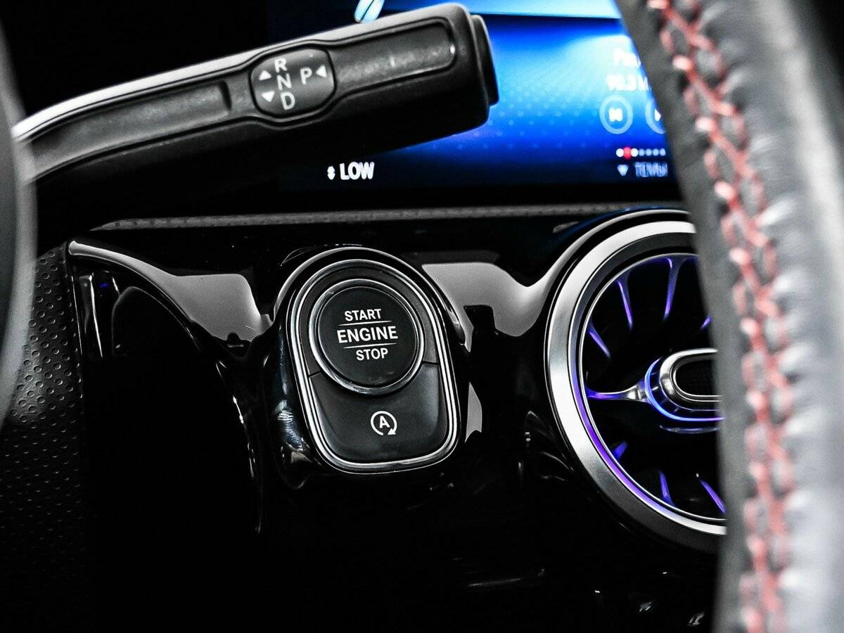 Mercedes-Benz CLA 200, 2019 Фото №18