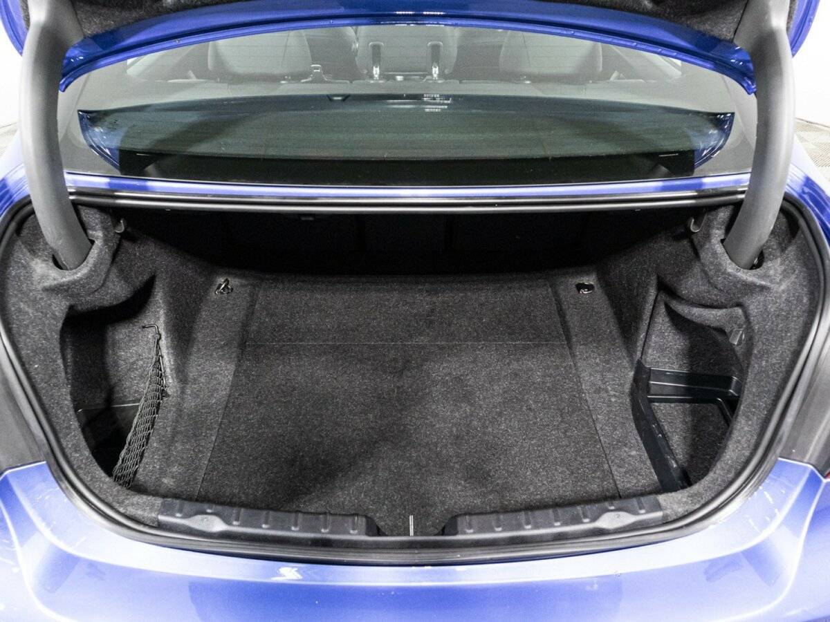 BMW 3 серии 320i xDrive, 2018 Фото №14