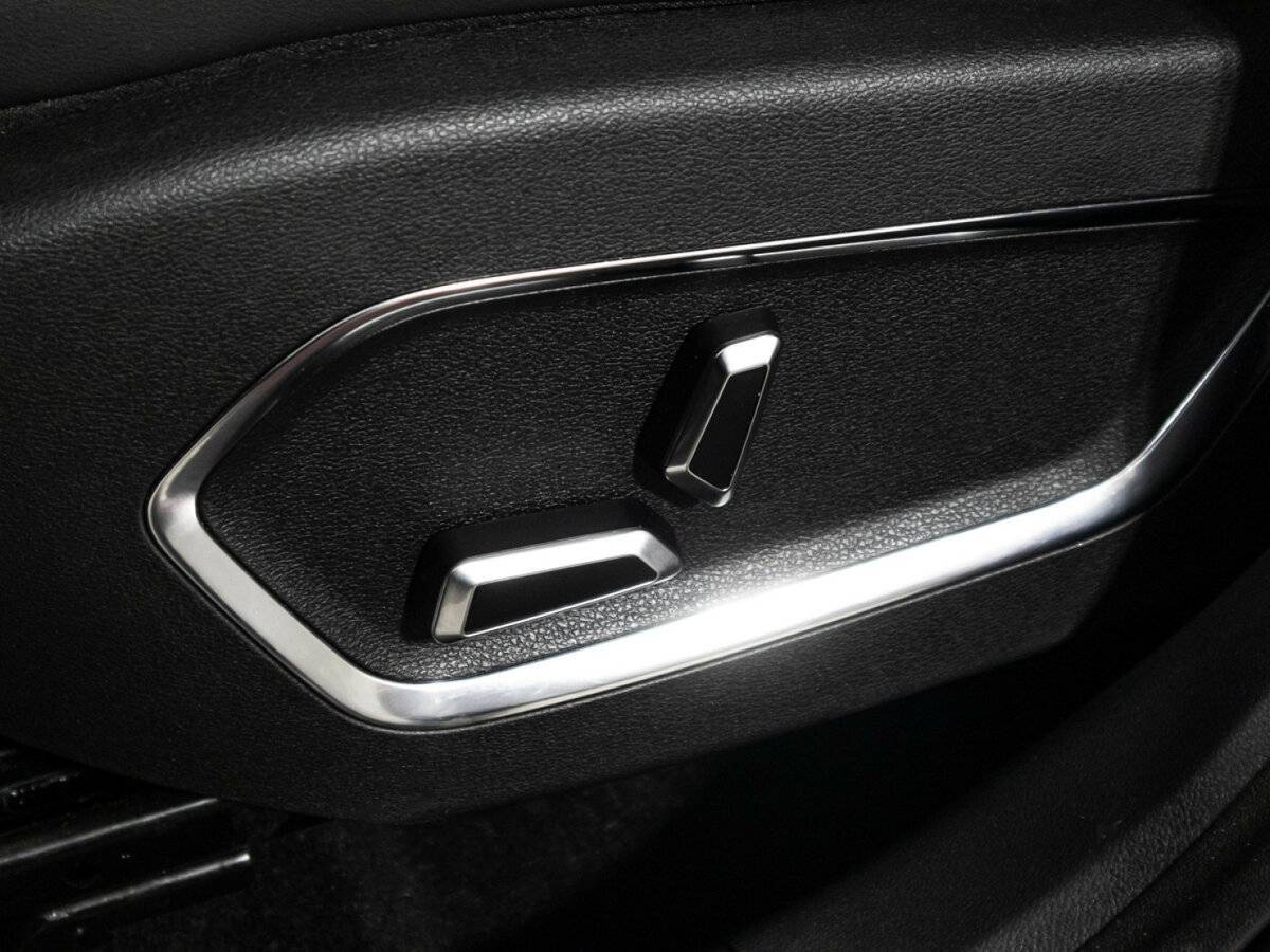 Geely Atlas Pro, 2024 Фото №17