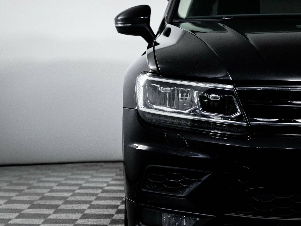 Volkswagen Tiguan, 2020 Фото №16
