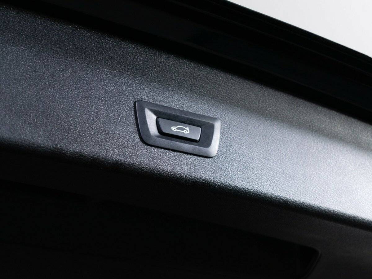 BMW X1 20i xDrive, 2017 - 53 755 км. | Фото №8