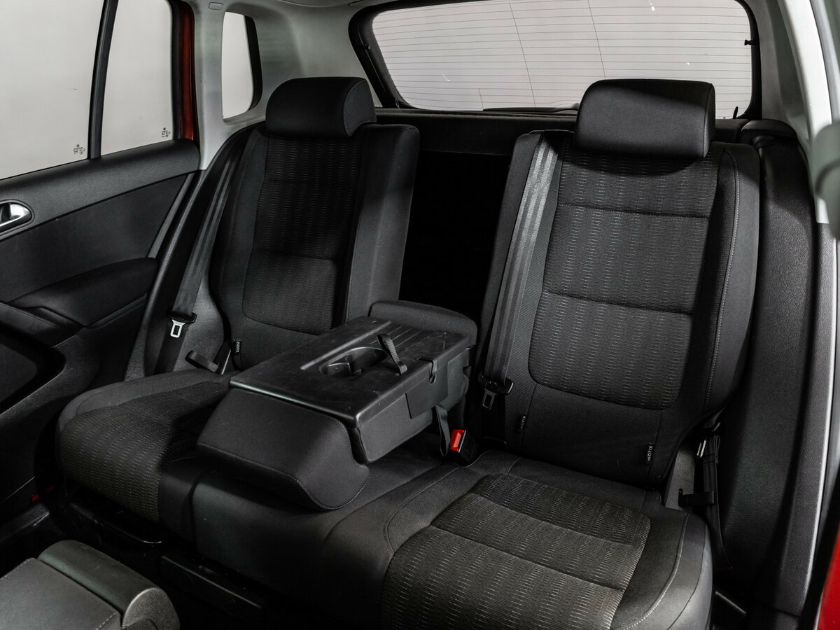 Volkswagen Tiguan I Рестайлинг, 2012 Фото №16