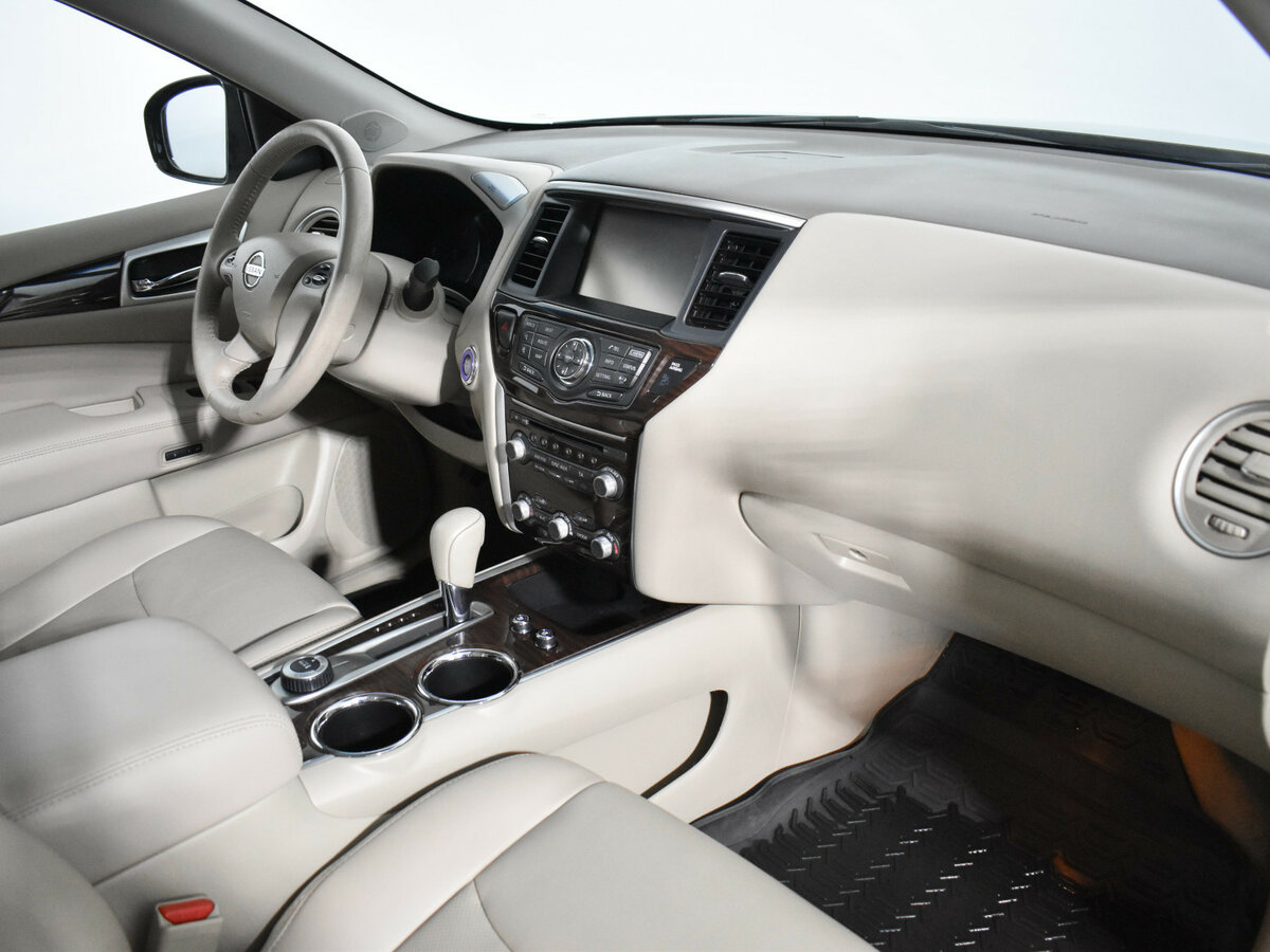 Nissan Pathfinder IV, 2014 Фото №14