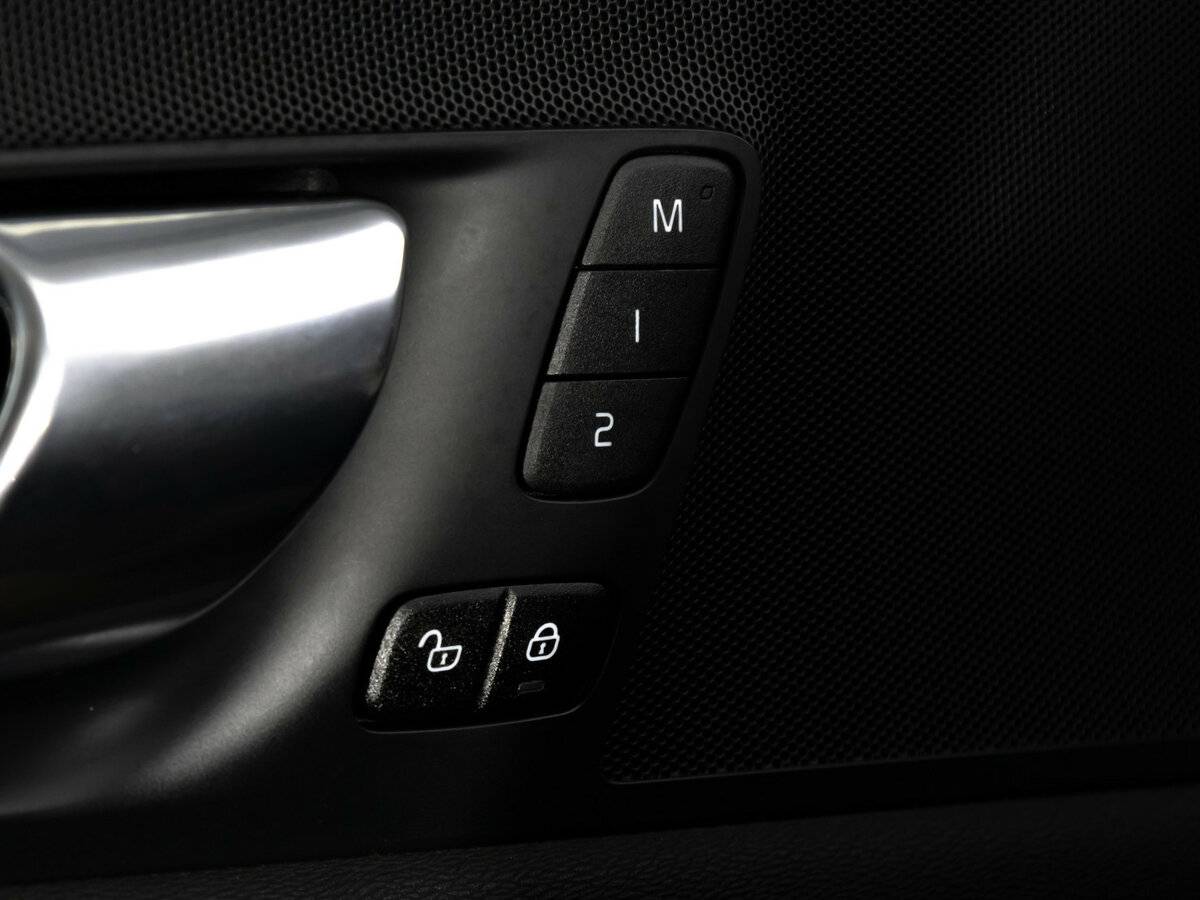 Volvo XC60 II, 2019 Фото №15