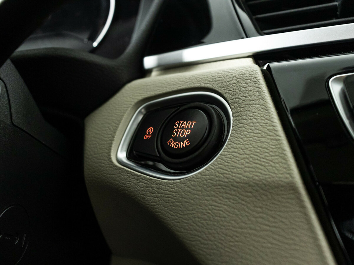 BMW X1 18i sDrive II (F48) Рестайлинг, 2020 Фото №18