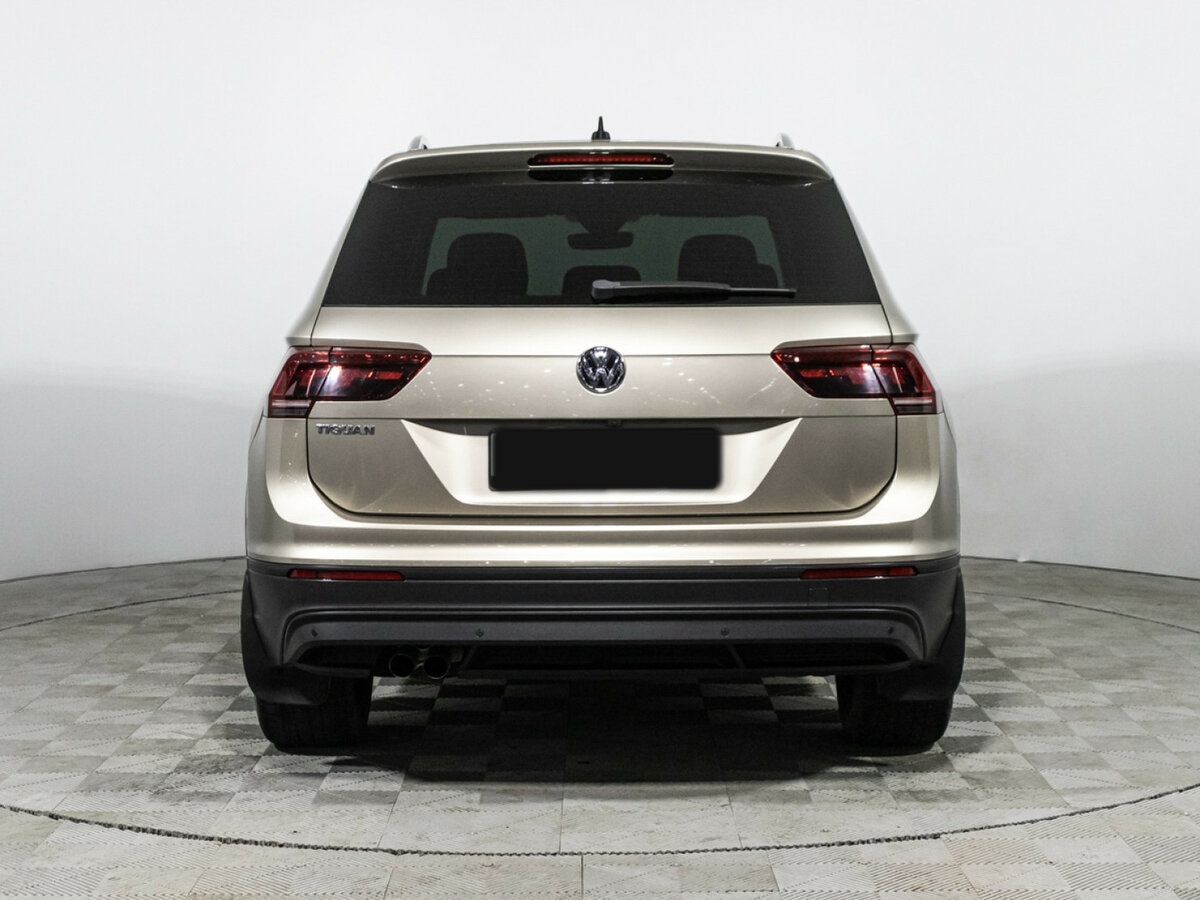 Volkswagen Tiguan II, 2019 - 106 837 км. | Фото №6