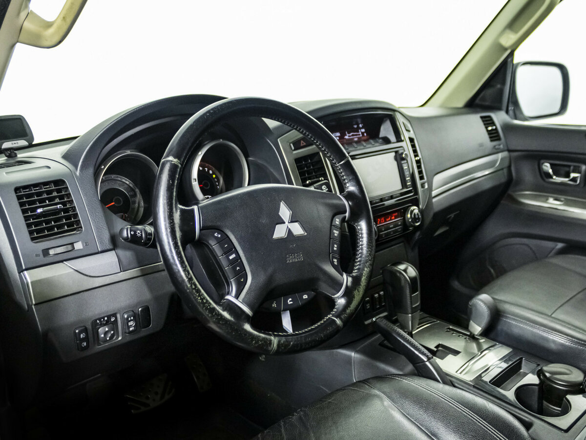 Mitsubishi Pajero IV Рестайлинг 2, 2014 - 78 956 км. | Фото №8