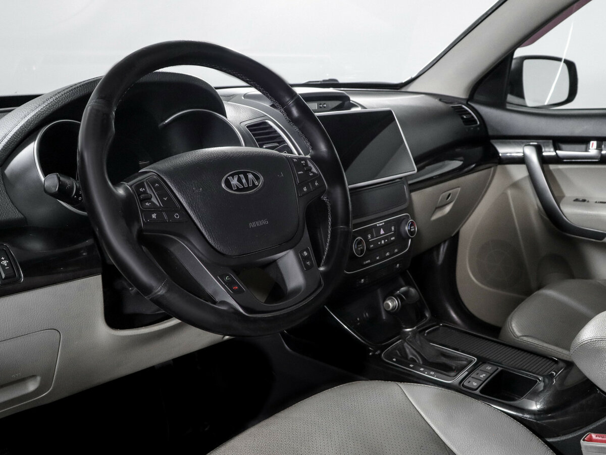 Kia Sorento II Рестайлинг, 2013 Фото №14