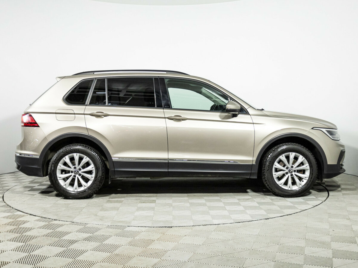 Volkswagen Tiguan II Рестайлинг, 2021 - 94 592 км. | Фото №4