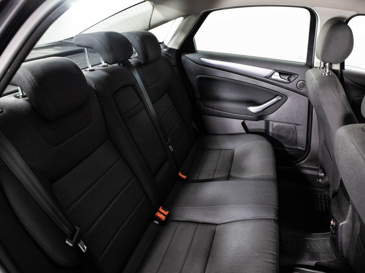 Ford Mondeo IV Рестайлинг, 2014 Фото №9