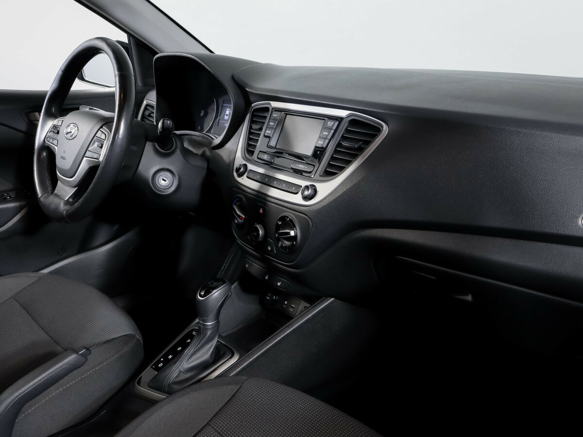 Hyundai Solaris II, 2018 - 138 538 км. | Фото №7