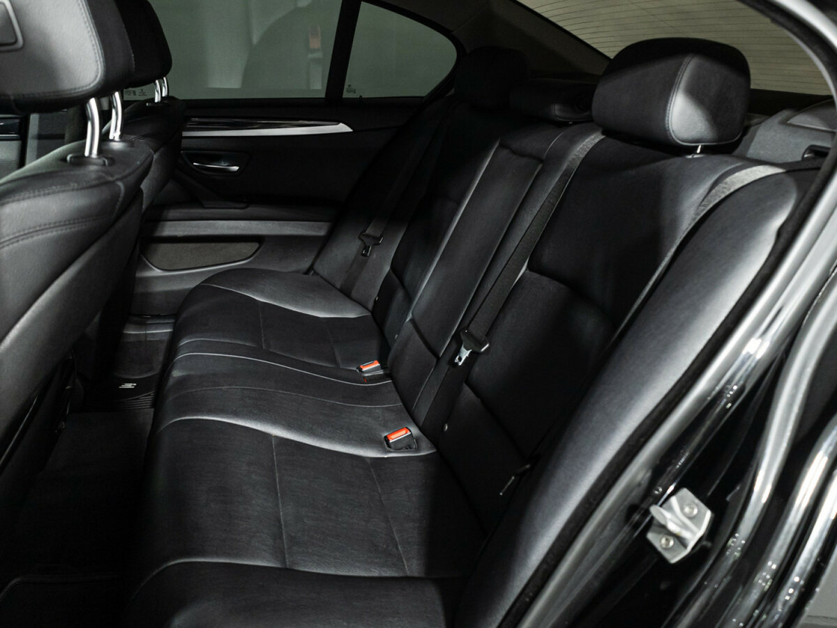 BMW 5 серии 520i VI (F10/F11/F07) Рестайлинг, 2016 Фото №10