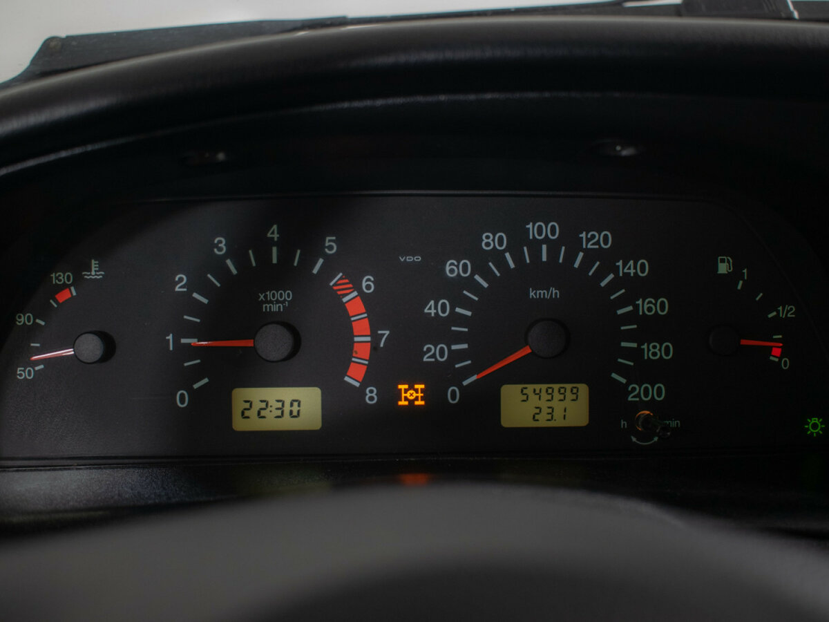 Chevrolet Niva I Рестайлинг, 2012 Фото №10